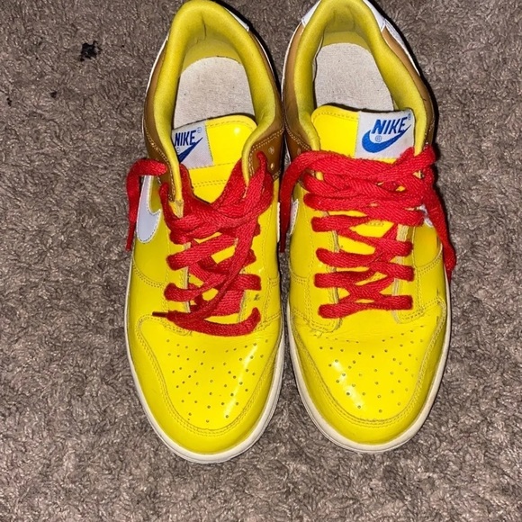 nike dunk low spongebob